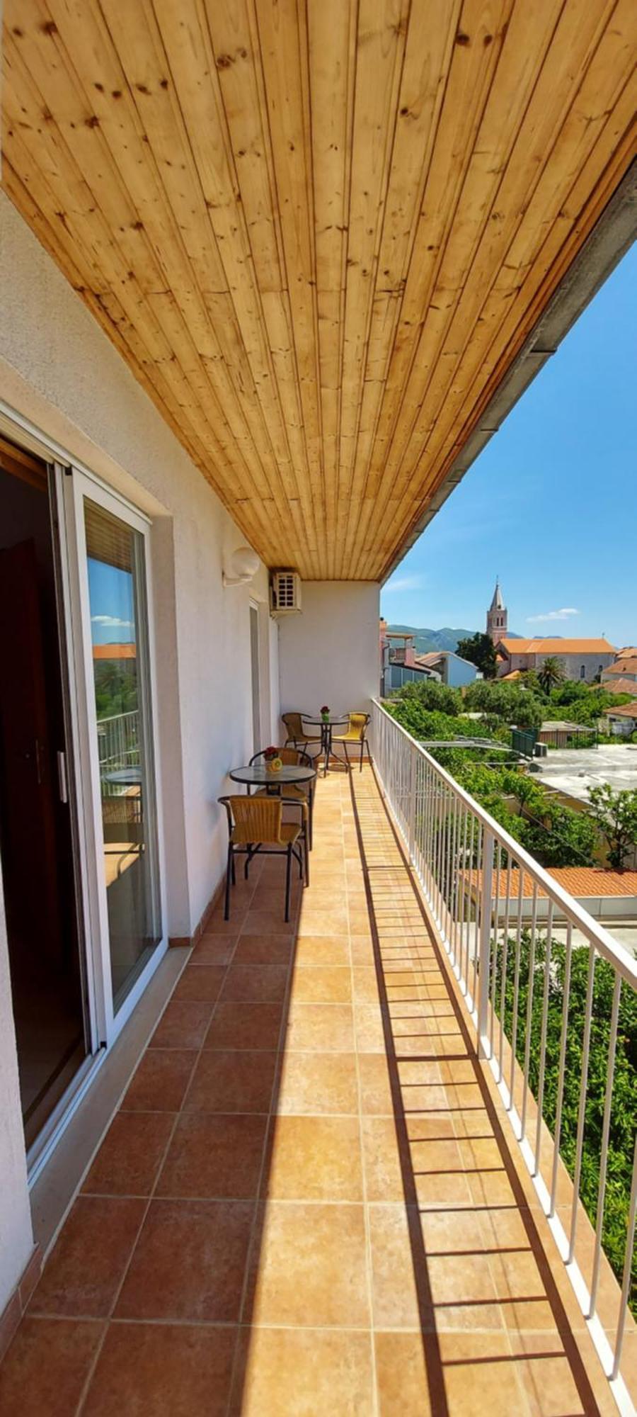 Mar Apartment *