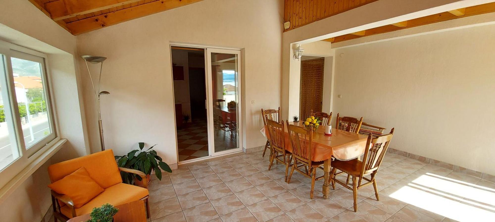 Mar Apartment *